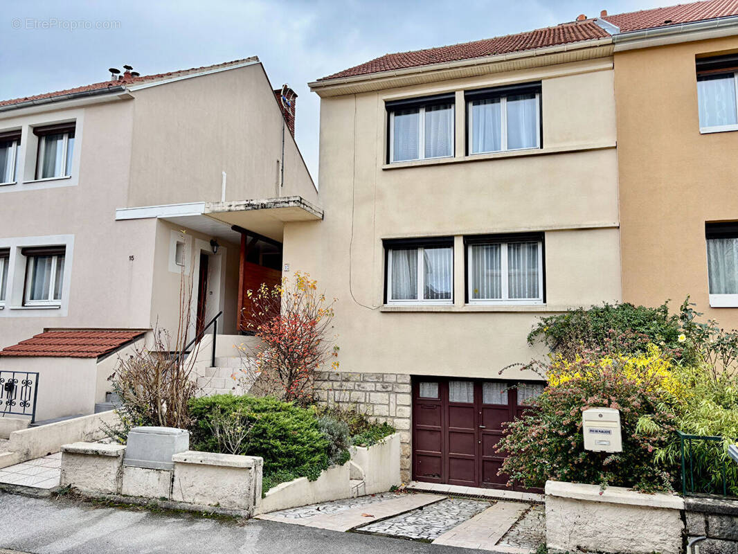 Maison à MARSANNAY-LA-COTE