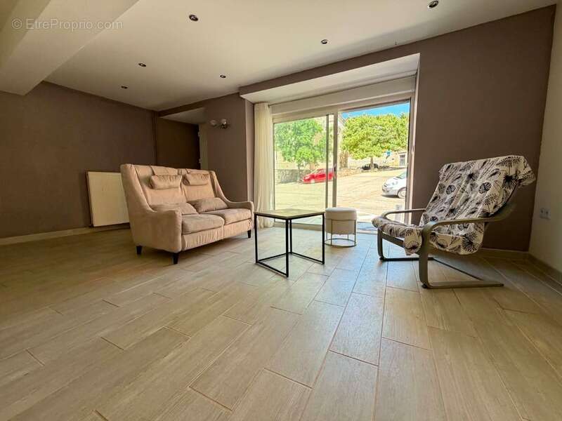 Maison renovee de 120 m², 4 chambres, 1 suite parentale, double vitrage pvc - photo 3