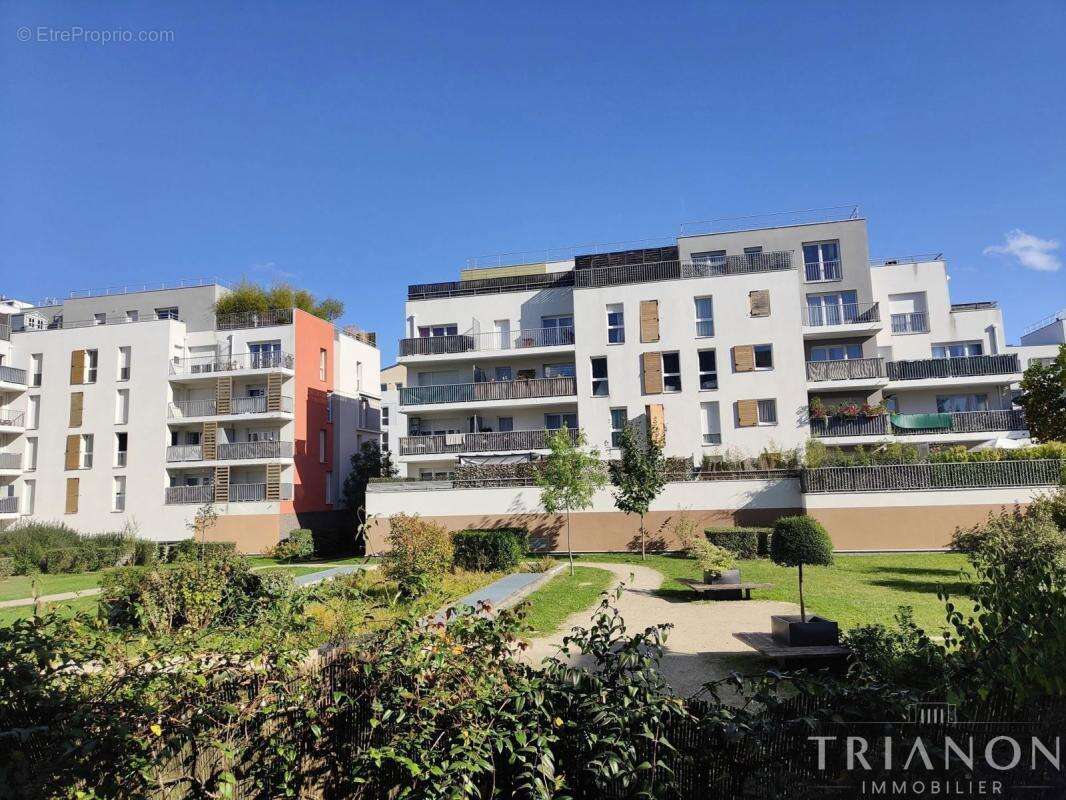 VENTE d'un appartement T4 (65 m²+ Terrace de 48m²) à TRAPPES - photo 8