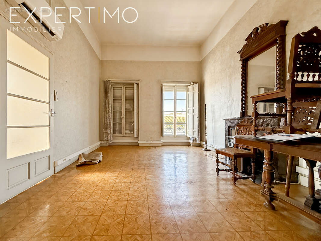 Appartement à LUNEL