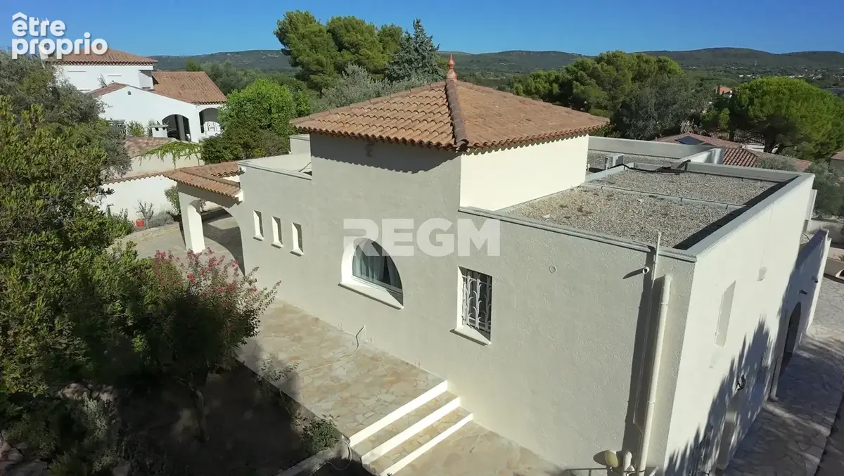Maison d'architecte 211 m2 sur parcelle de 1780 M2 - photo 32