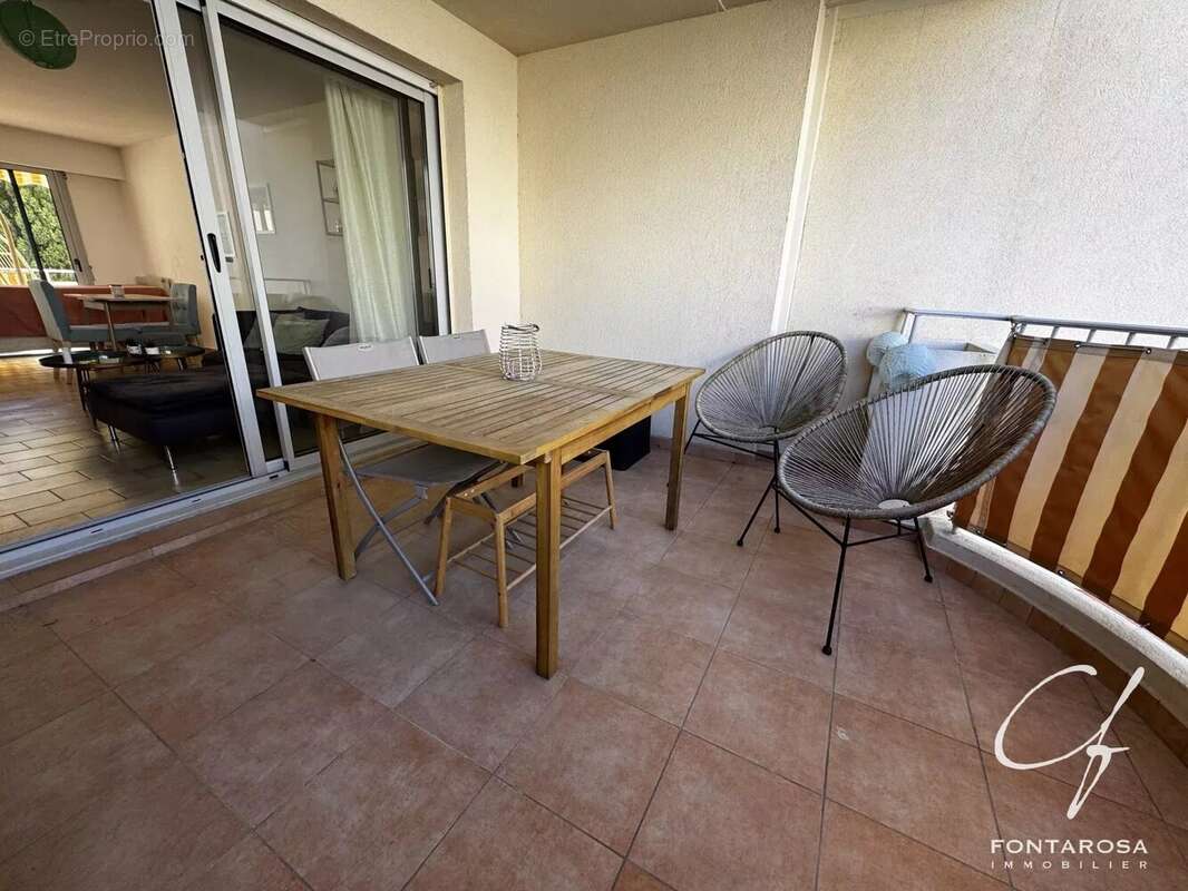 Appartement à FREJUS