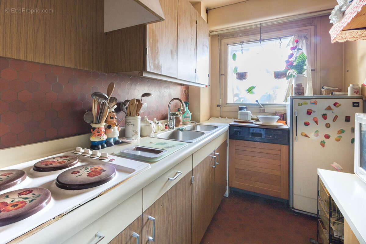 Appartement à PARIS-10E