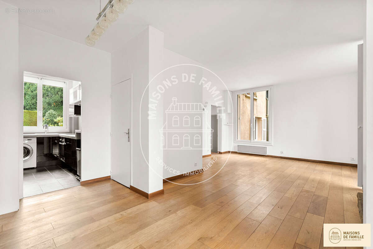 Appartement à BOUGIVAL