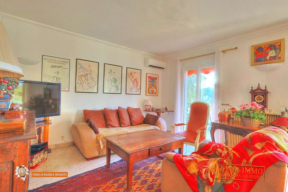 Appartement à VILLENEUVE-LOUBET