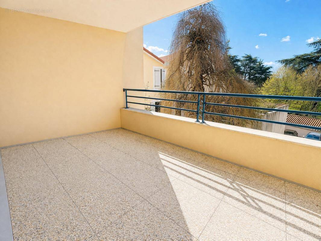 Appartement à ROMANS-SUR-ISERE