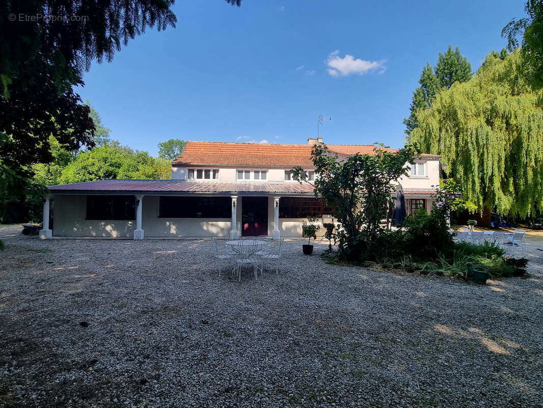 Maison à BRAY-SUR-SEINE