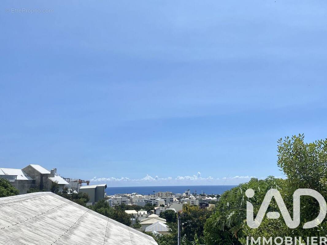 Photo 1 - Appartement à SAINT-DENIS