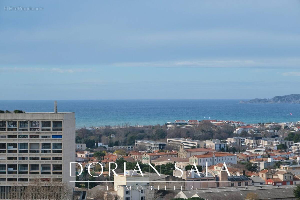 Appartement à MARSEILLE-9E
