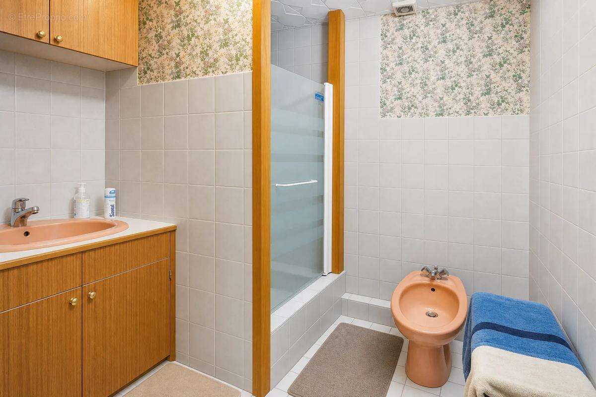 Ferme de 294 m² avec dépendances à Moisy - photo 9
