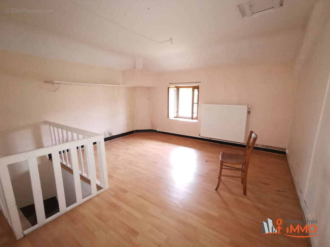 Maison à BOURGOIN-JALLIEU