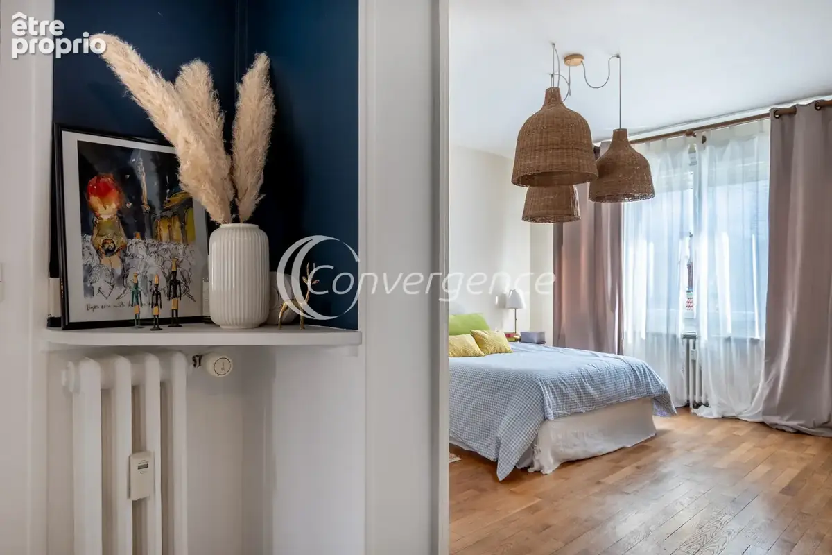 Appartement T5 avec double garage, balcon, ascenseur et cave - hypercentre - photo 6