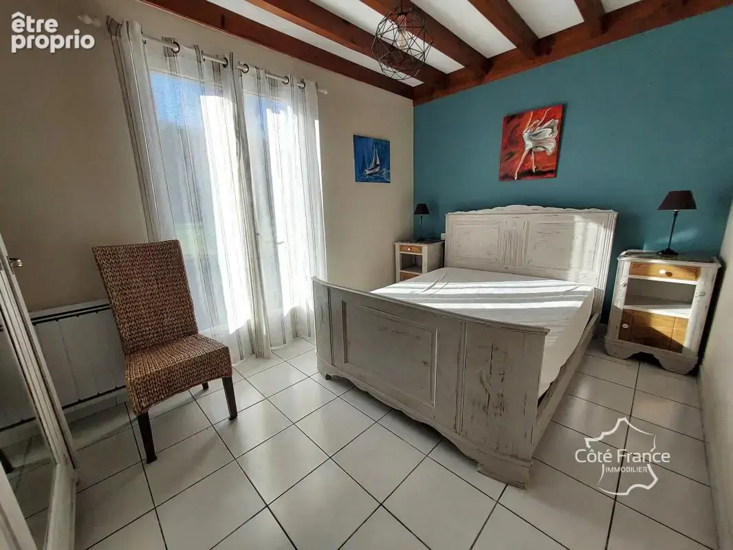 Propriété de 240 m2 avec deux habitations, dépendance, pisci - photo 21