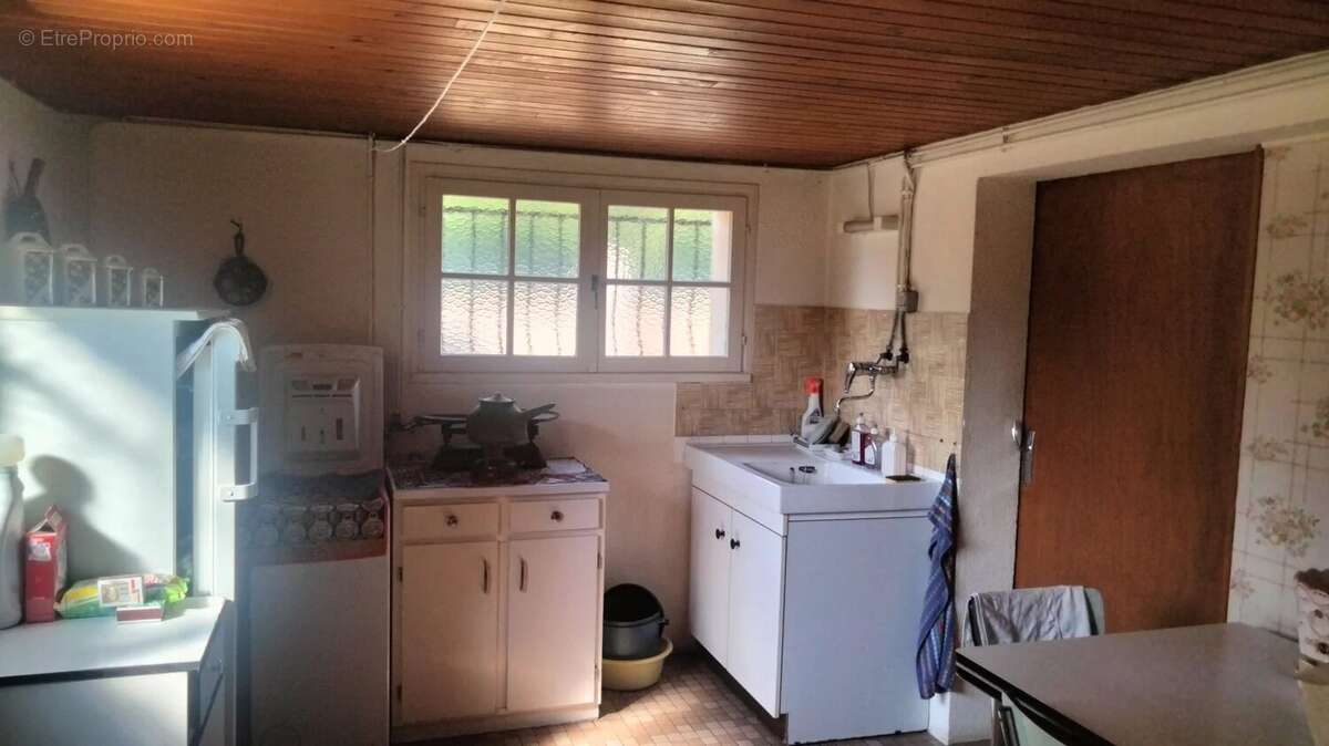 Pavillon 115m2, 2 mns de Vouillé(800m2 terrain) - photo 16