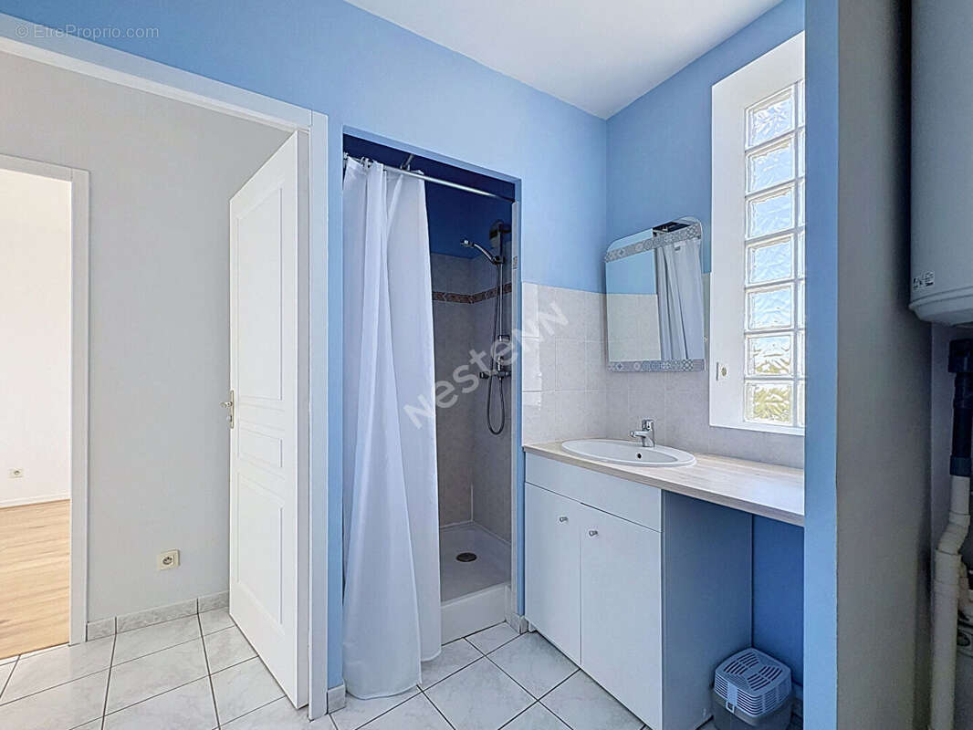 Appartement à REZE