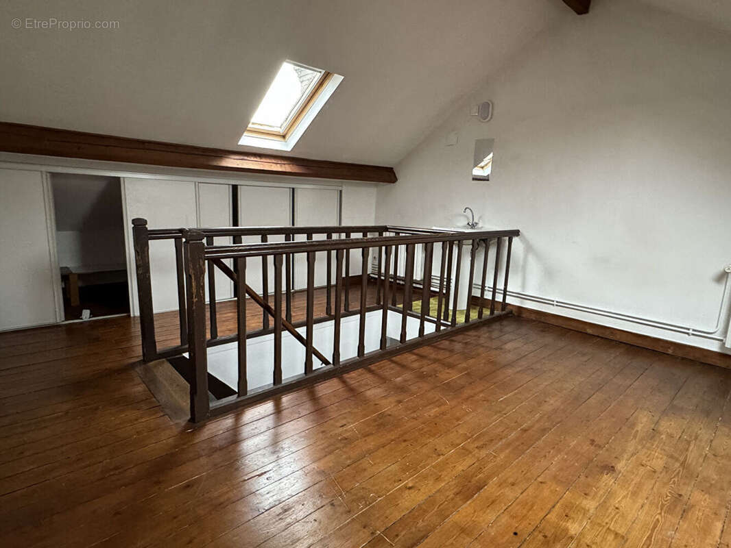 Appartement à SAINT-REMY-SUR-AVRE