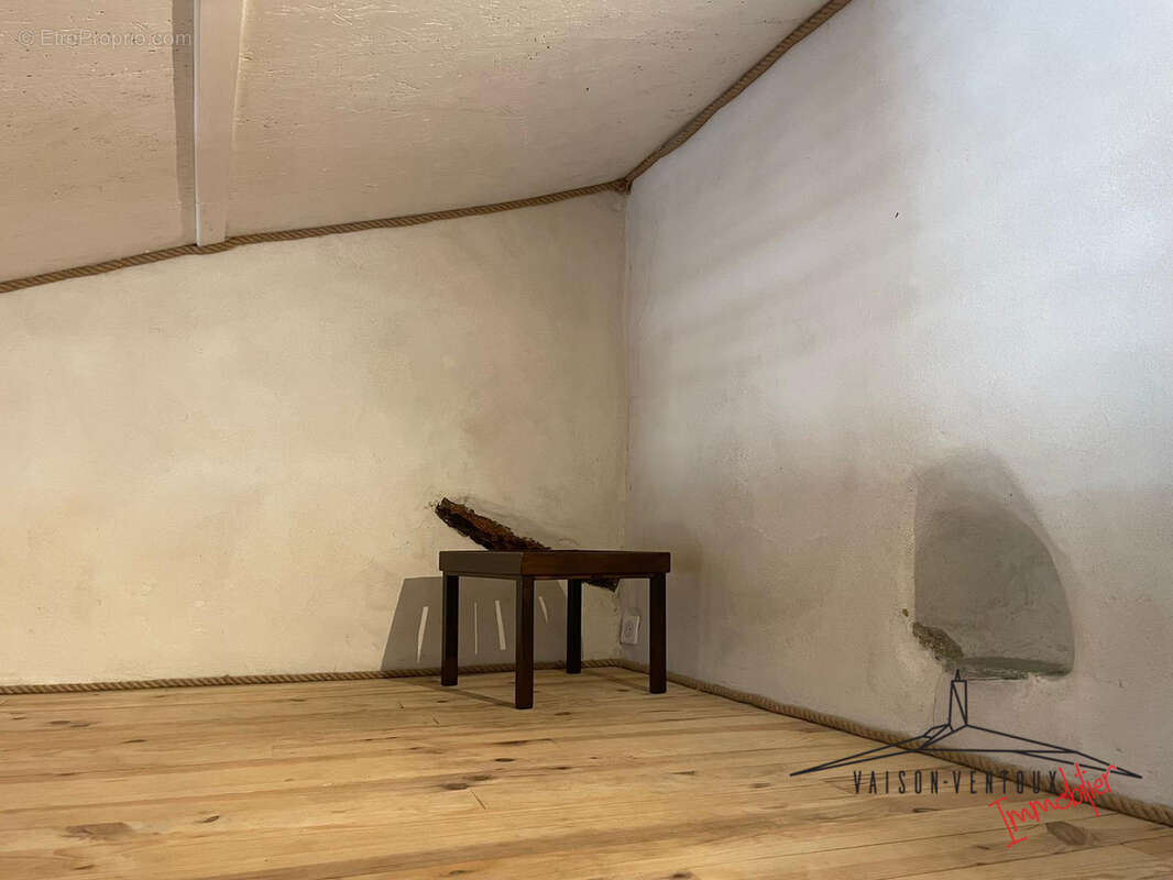 Appartement à BUIS-LES-BARONNIES