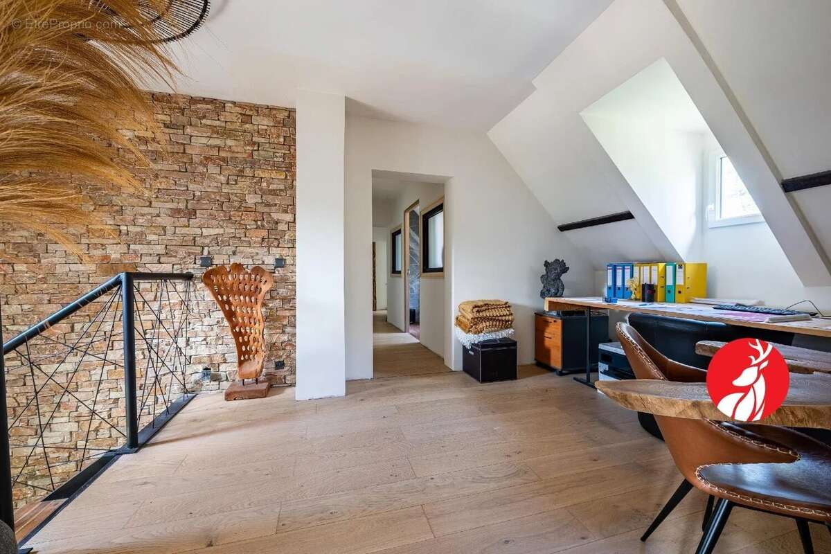 Maison à NOISY-SUR-ECOLE