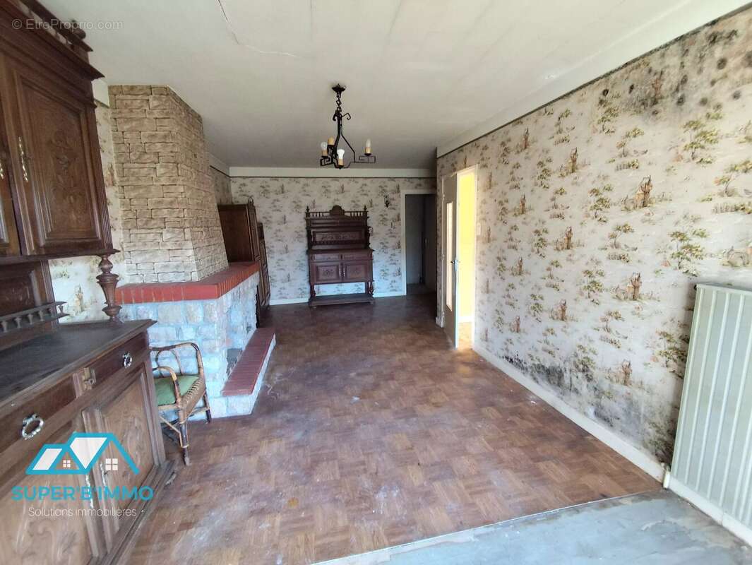 Maison à MAZEYRAT-D'ALLIER