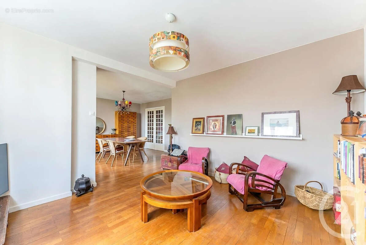 Appartement à BRON