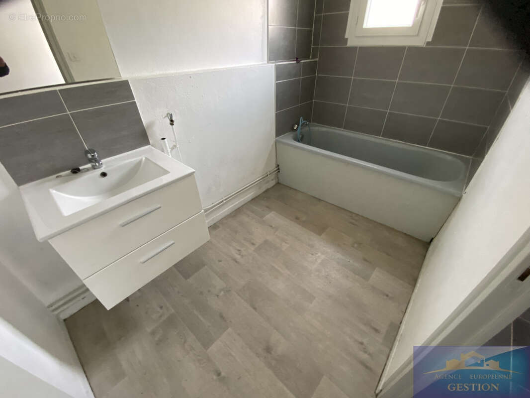 Maison avec 3 appartements - photo 28