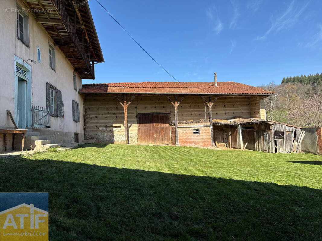 Maison à SAINT-MARTIN-LA-SAUVETE
