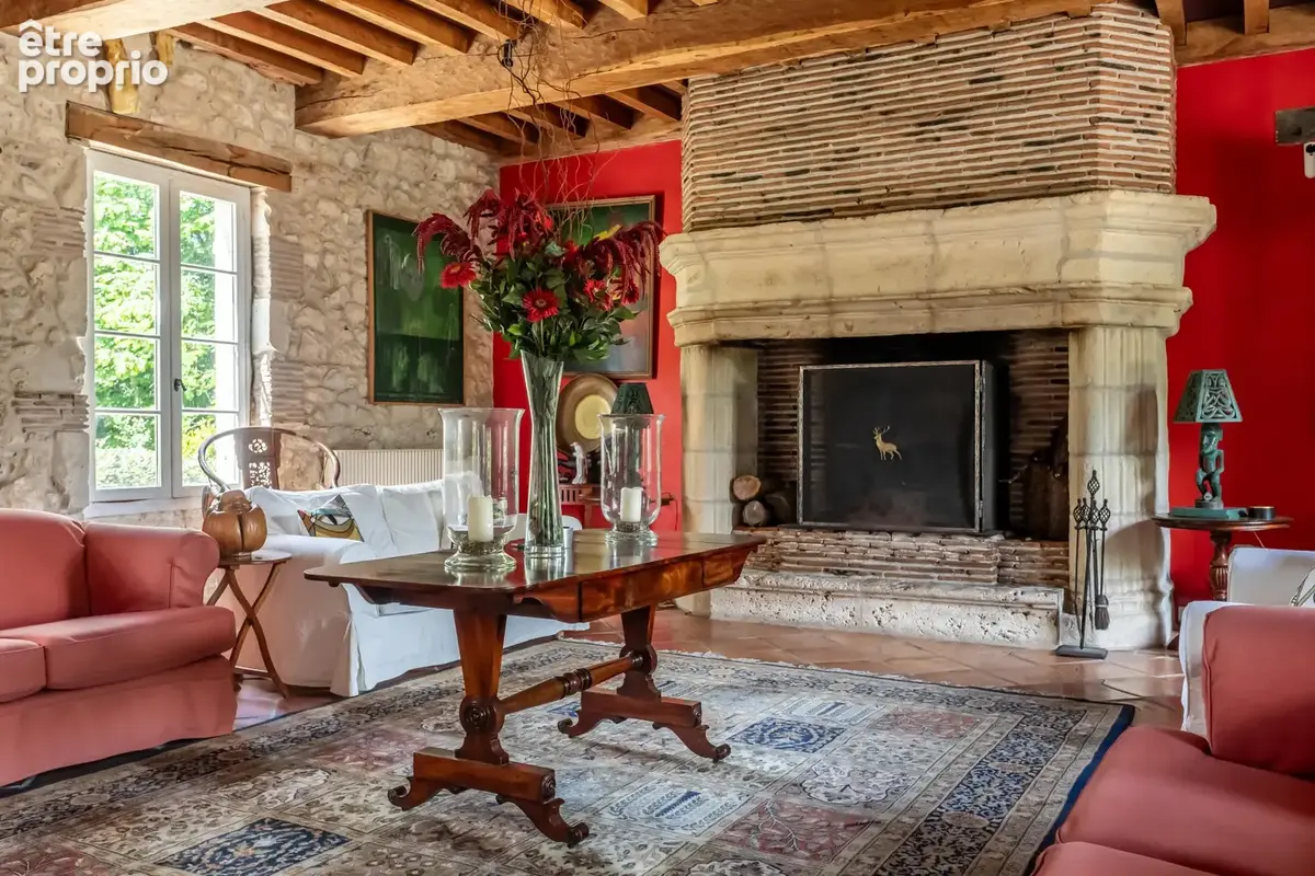 Château avec annexes, piscine, court de tennis et garages - photo 47