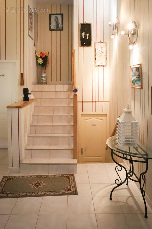 Maison à VAUX-SUR-MER