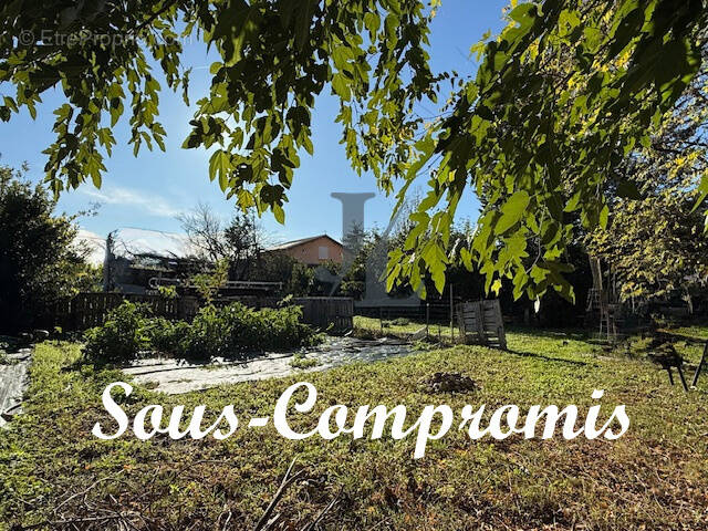 Terrain à PORTES-LES-VALENCE