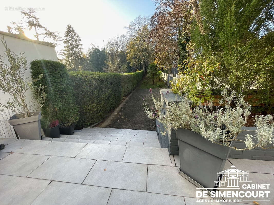 Haut Henriville - Belle maison avec jardin et garage - photo 7