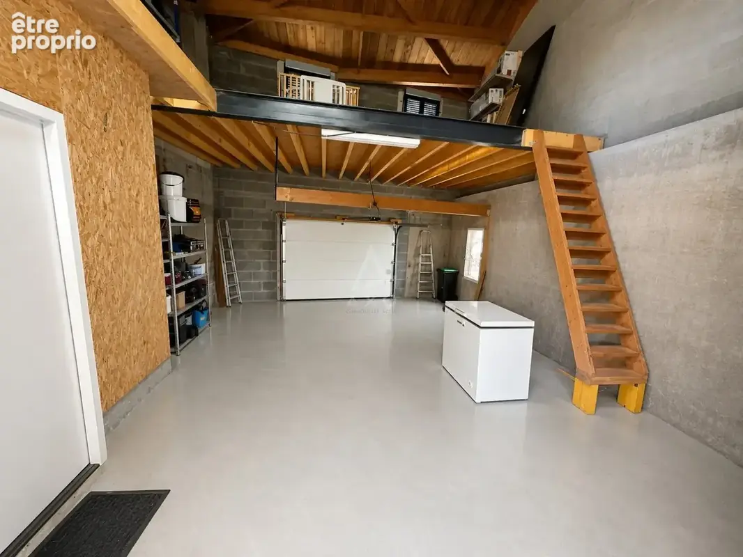 Maison de bourg de 120 m²-3 chambres-537 m² de Jardin - photo 3