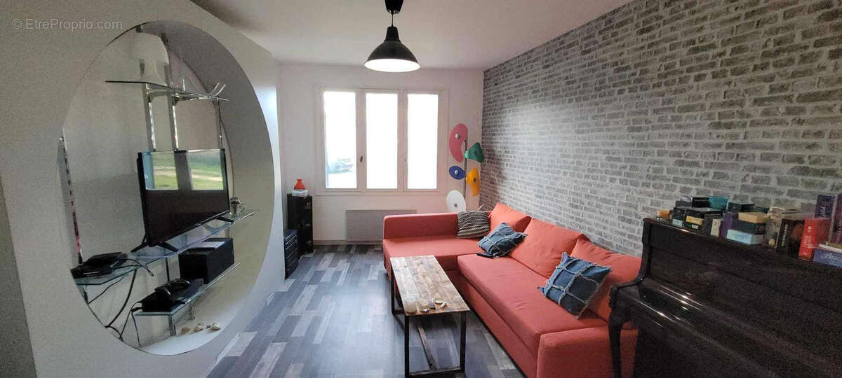 Maison à SAINT-FORT-SUR-GIRONDE