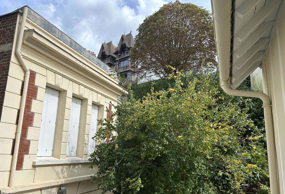 Appartement à TROUVILLE-SUR-MER