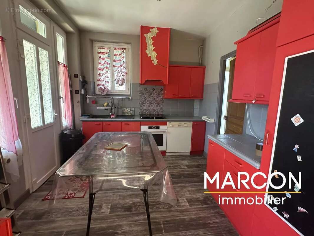 Maison à LA SOUTERRAINE