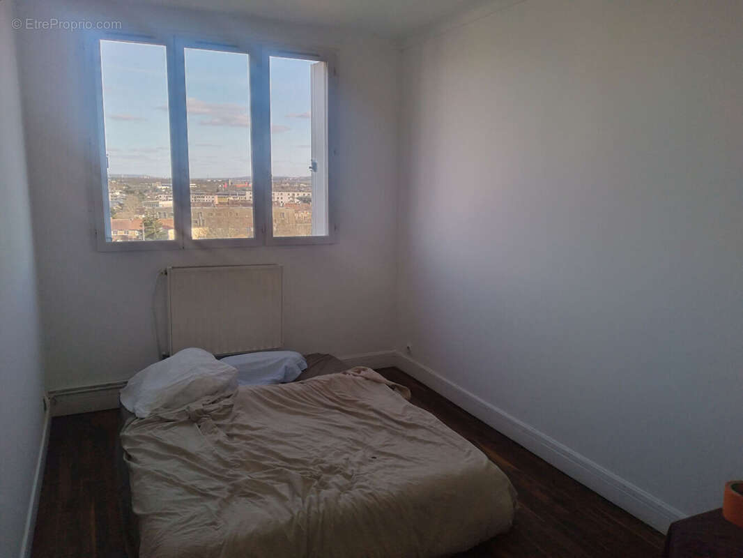 Appartement à MANTES-LA-VILLE