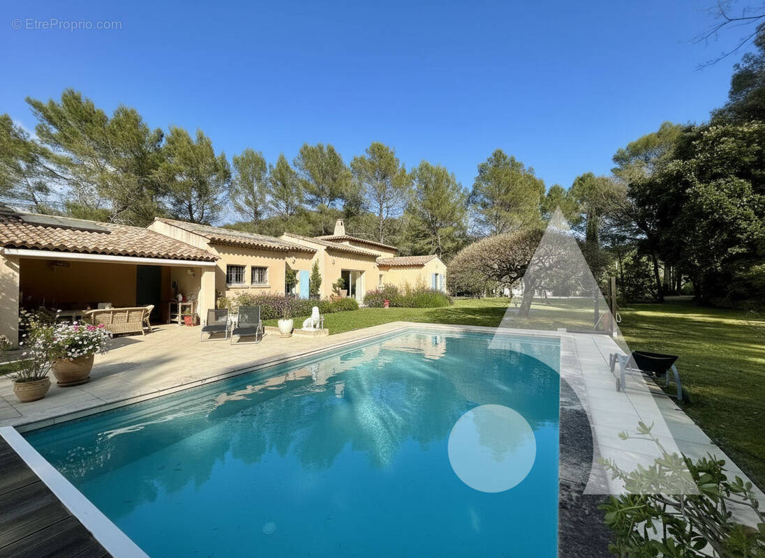 Maison à DRAGUIGNAN