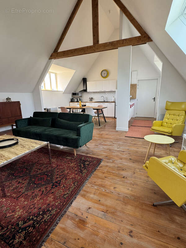 À vendre, grand appartement t3 proche centre-ville - photo 2