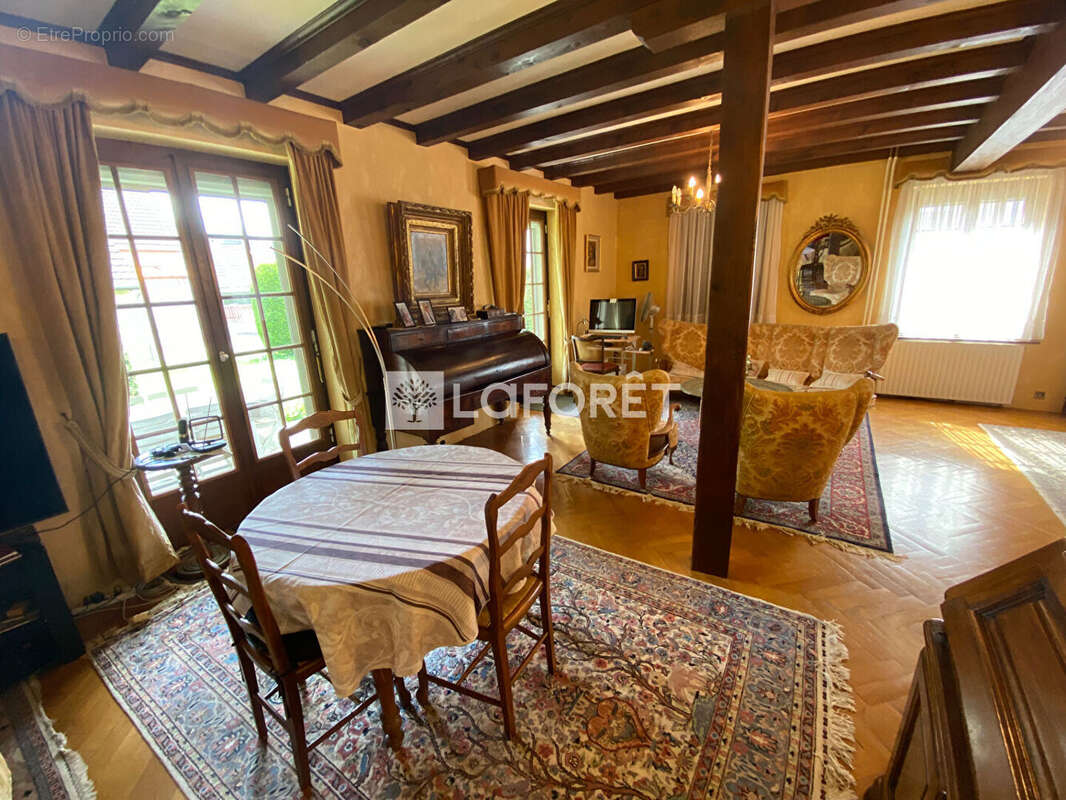 Maison Sierentz 7 pièce(s) 184m2 - photo 9