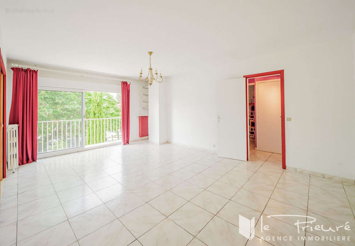 Maison à potentiel avec jardin, garage, sous-sol aménageable et 2 entrées indépendantes, dans un quartier calme d'Albi, proche c - photo 16