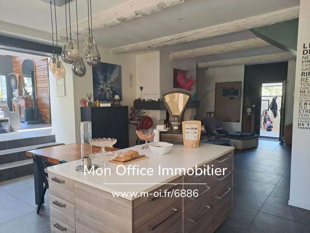 Maison à EGUILLES