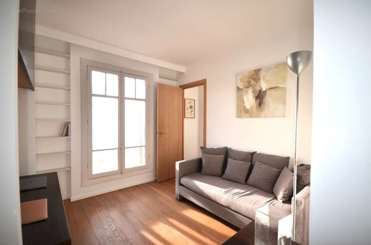 Maison à EZE