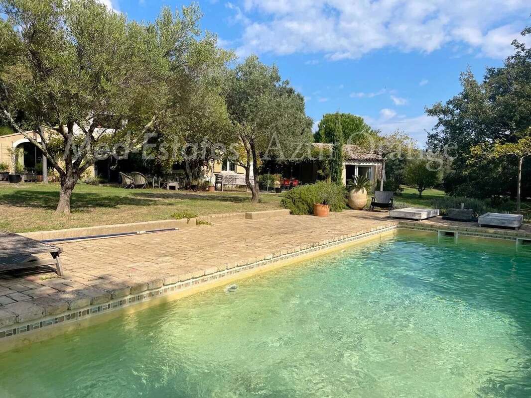 Maison à LA GARDE-FREINET