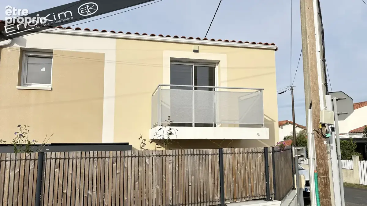 Jard-sur-mer   appartement 3 pièces de 67 m2 avec balcon et 2 parkings privatifs - photo 1
