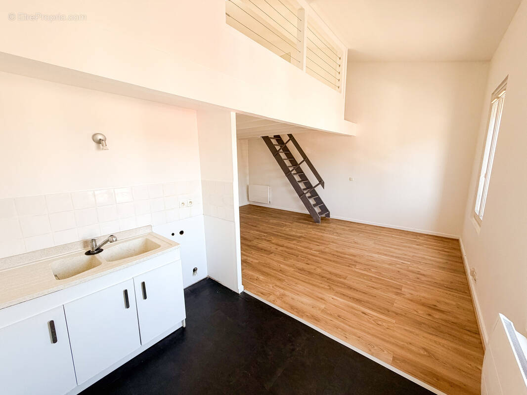 Appartement à VILLENAVE-D'ORNON