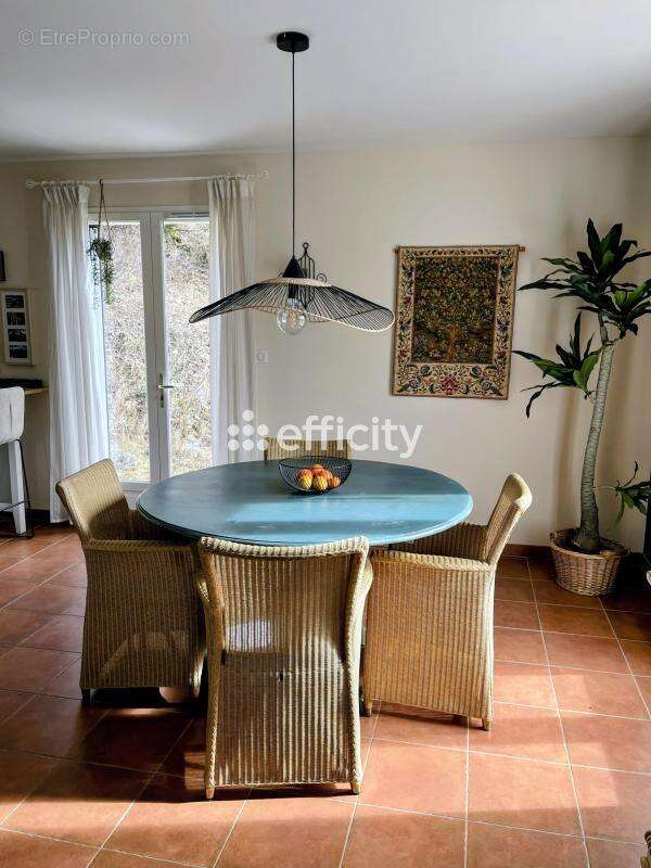 Maison à ASPRES-LES-CORPS