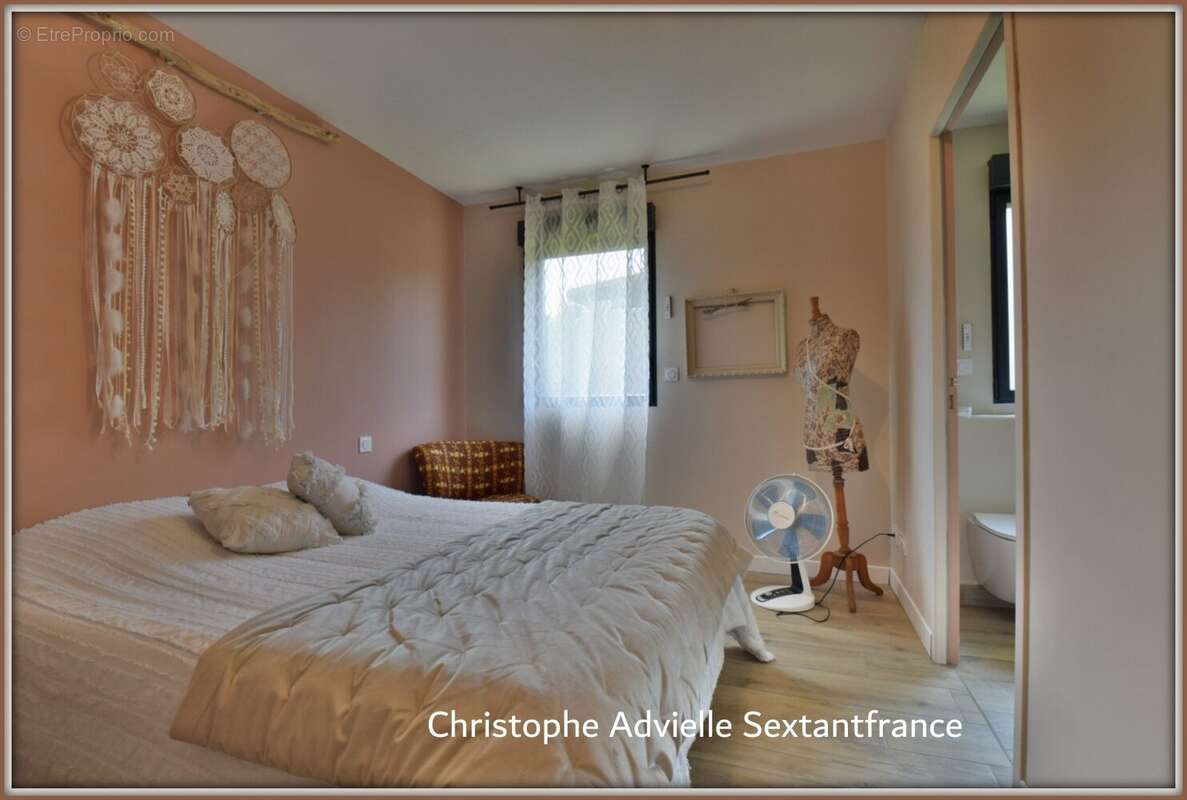 Maison ossature bois RT 2012, plain pied , 4 chambres, terrain de 6177 M2 en fond d'impasse avec belle vue - photo 10