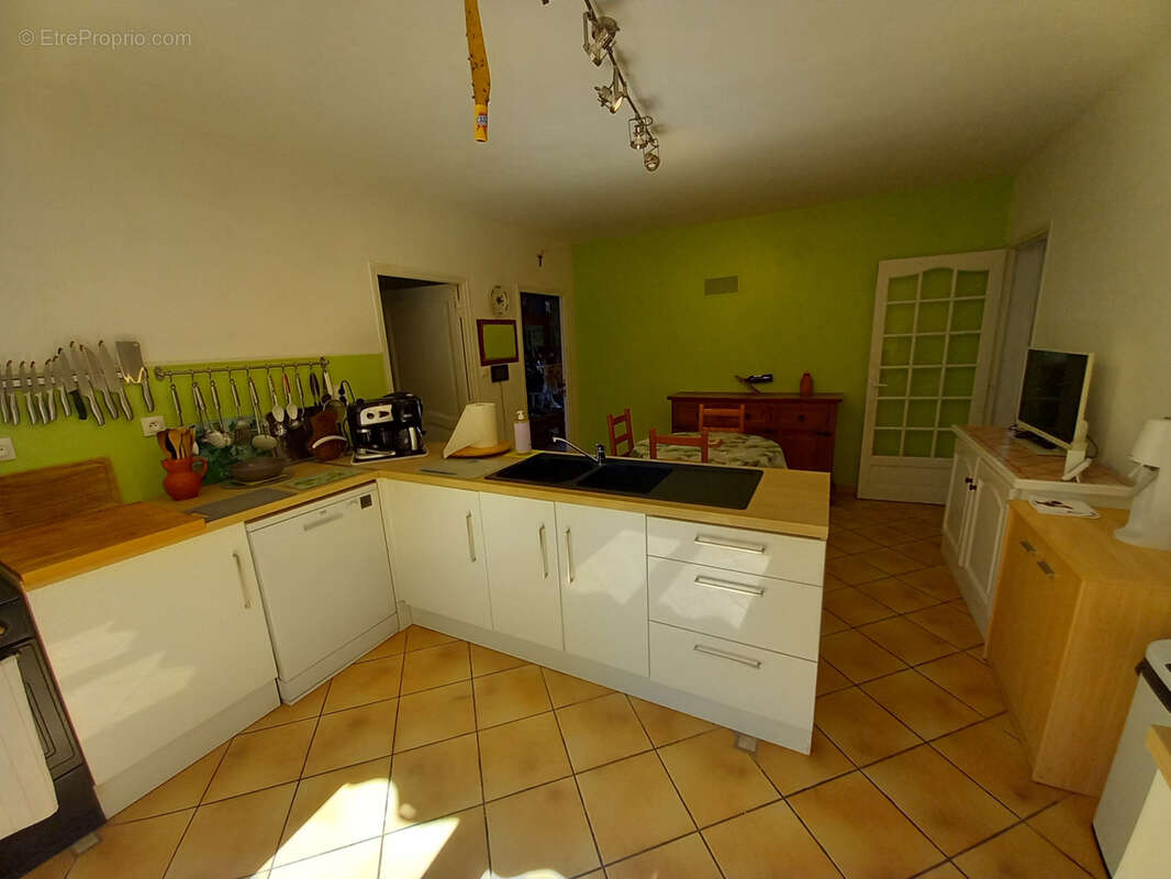 Maison à MONTAYRAL
