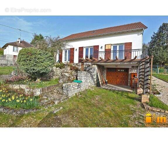 Maison à MEREVILLE