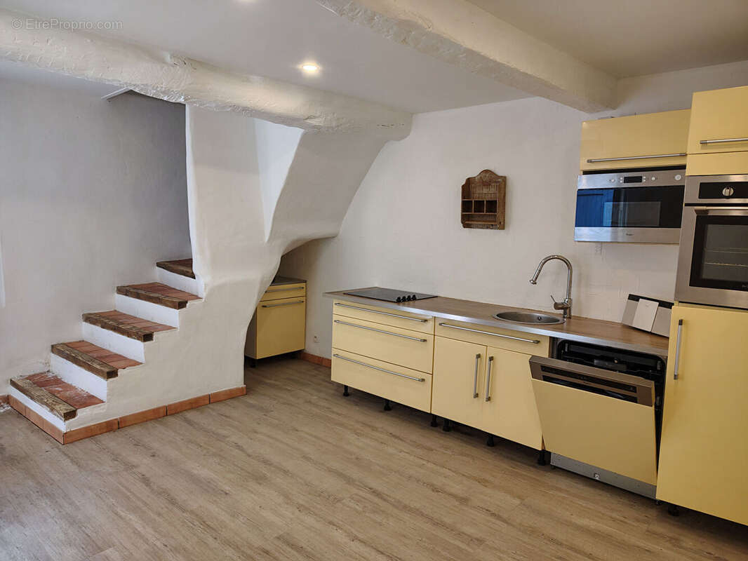 Maison à TAVERNES