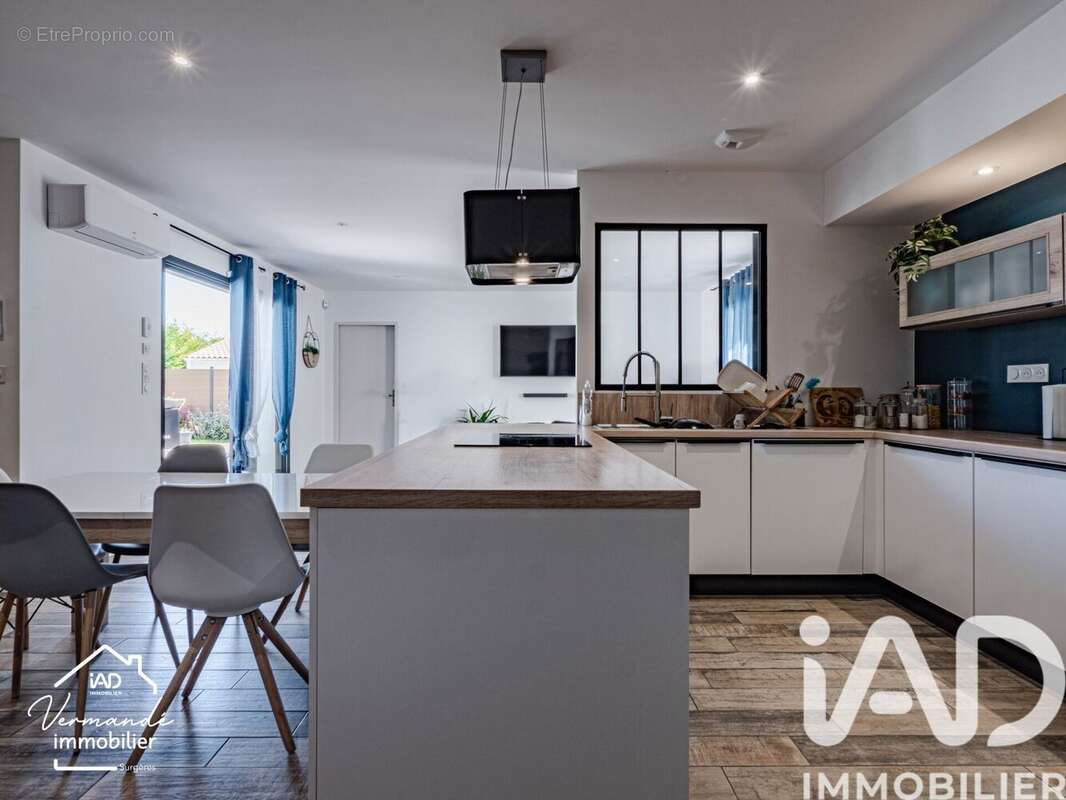 Photo 3 - Maison à SURGERES